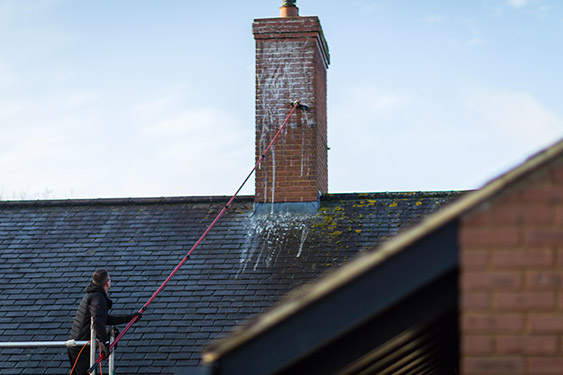 roof-cleaning-process-06